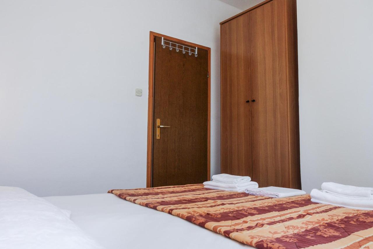Apartment Suzy Vantacici Bagian luar foto